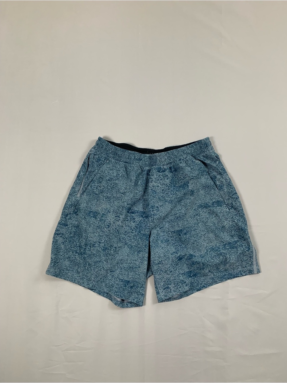 Lululemon Pace Breaker Linerless Short - Picture 2 of 3